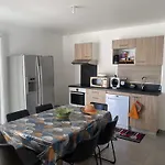 Duplex T4 Climatisé Avec Terrasse, Parking Et à Proximité - Port Leucate, 8 Pers. - Fr-1-798-1 *